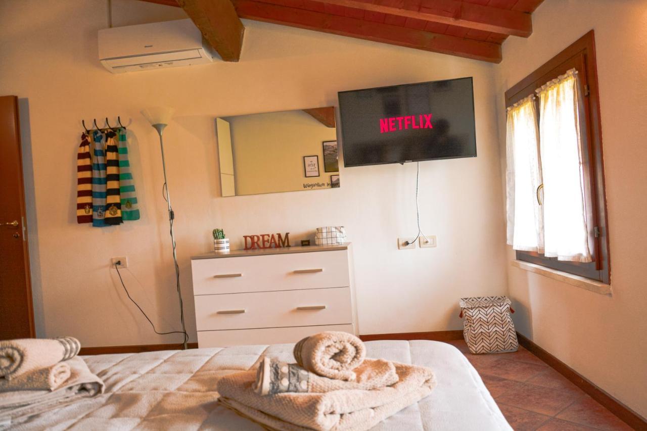 Il Paiolo Magico Valeggio sul Mincio Exterior foto